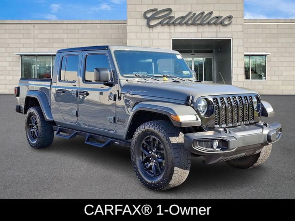 Used 2022 Jeep Gladiator Altitude Truck
