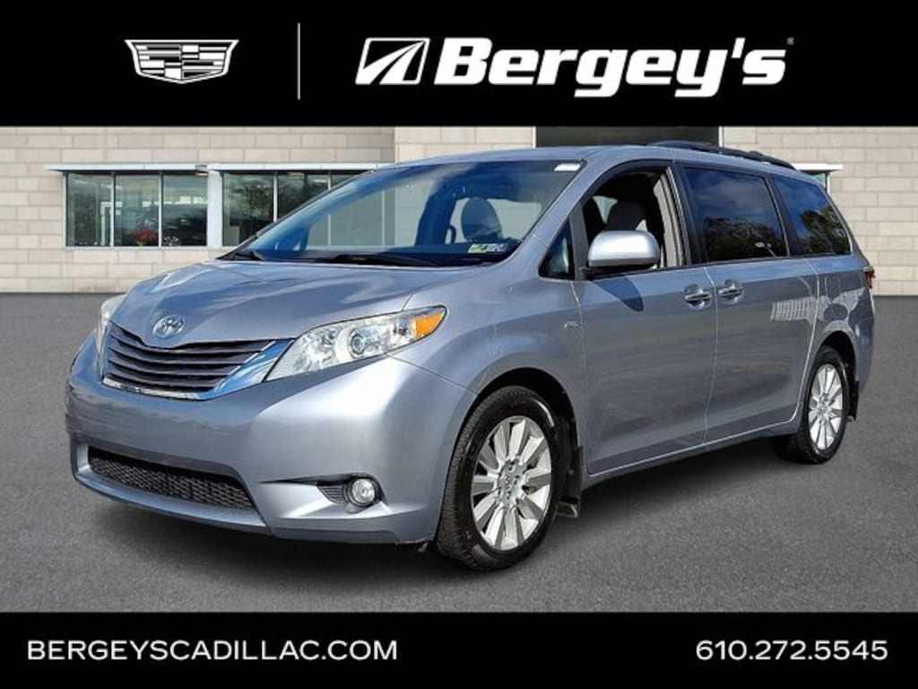 Used 2017 Toyota Sienna XLE Minivan/Van
