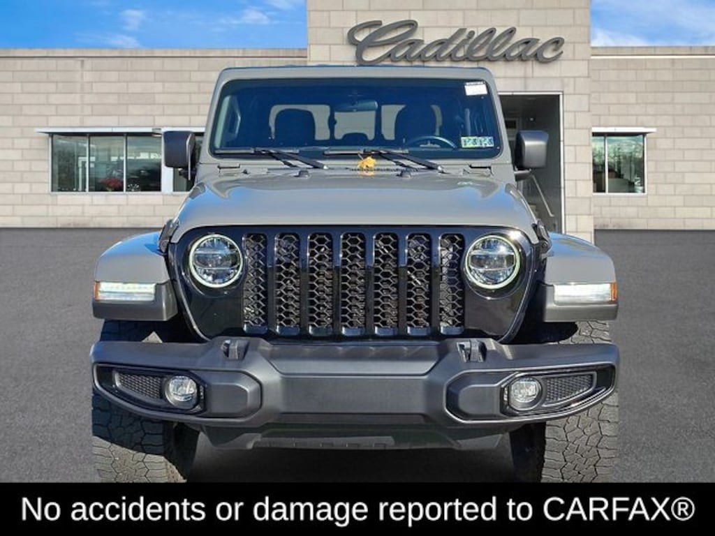 Used 2022 Jeep Gladiator Altitude Truck