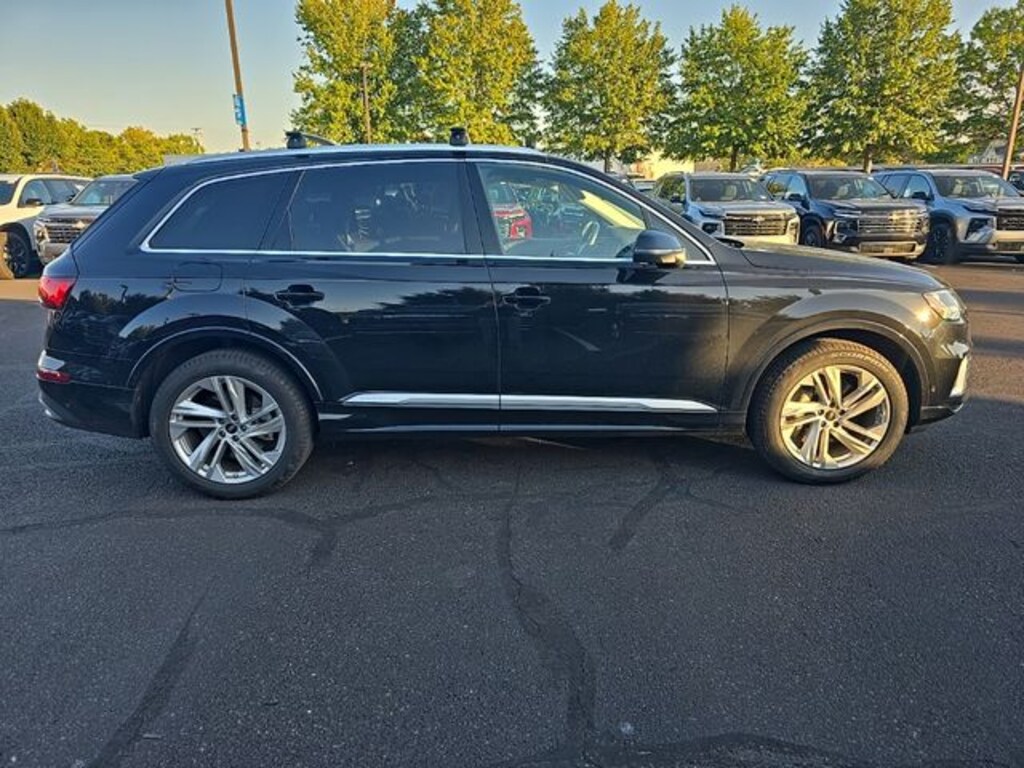 Used 2023 Audi Q7 55 Premium SUV