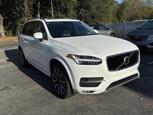 2019 Volvo XC90 T5 Momentum photo 3