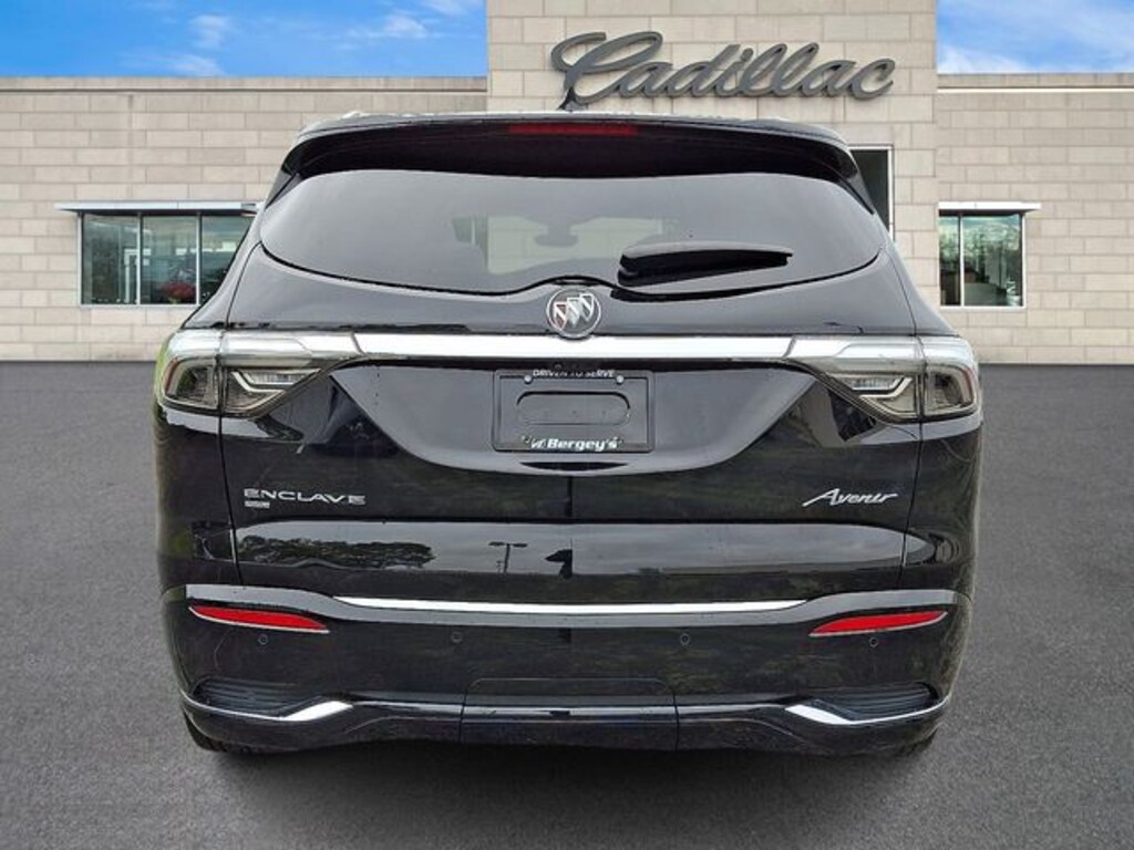 Used 2022 Buick Enclave Avenir SUV