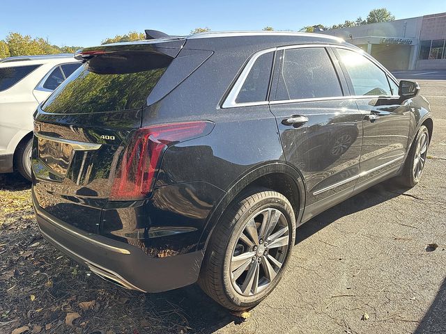 2025 Cadillac XT5 Premium Luxury photo 2