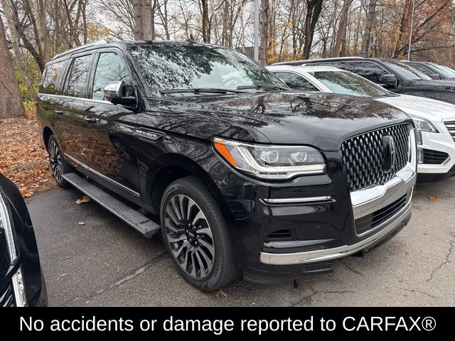 2024 Lincoln Navigator Black Label photo 3