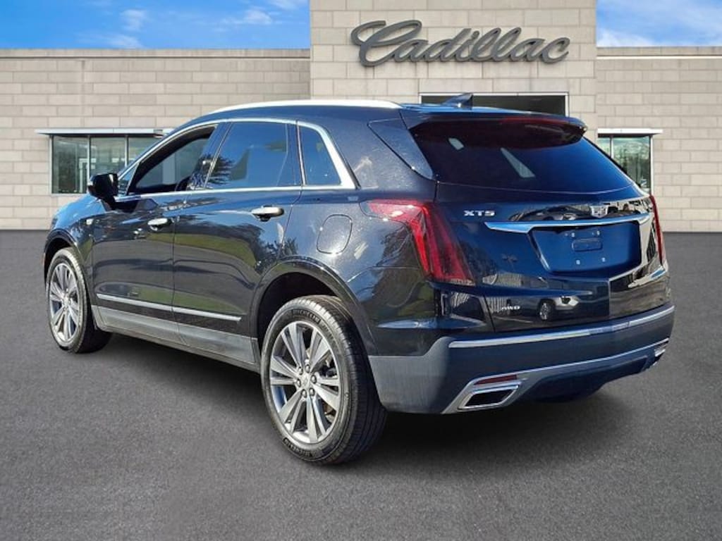 Certified 2025 Cadillac XT5 Premium Luxury SUV