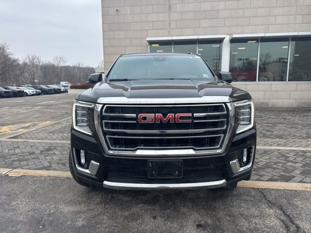 Used 2024 GMC Yukon SLT SUV