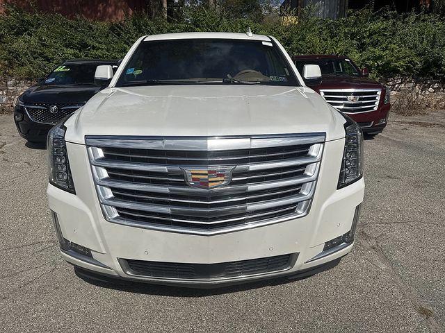 2017 Cadillac Escalade ESV Platinum photo 2