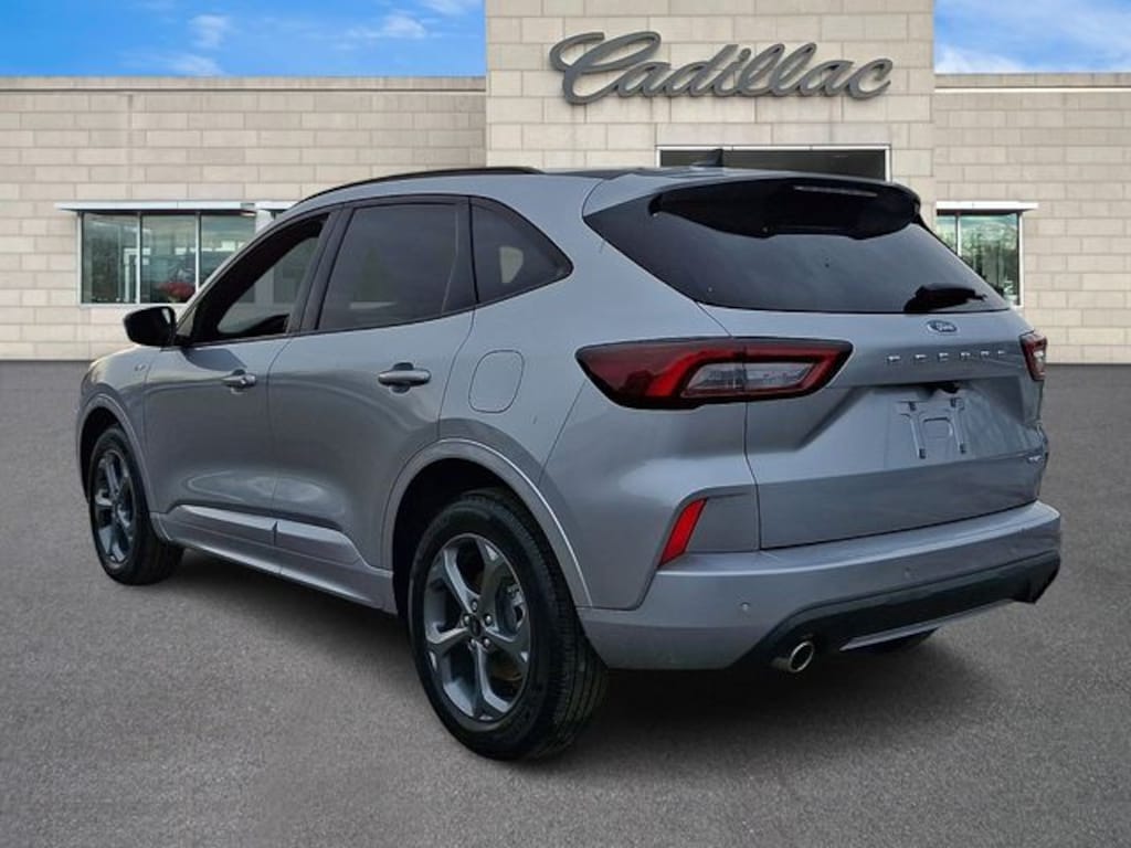 Used 2023 Ford Escape ST-Line Select SUV