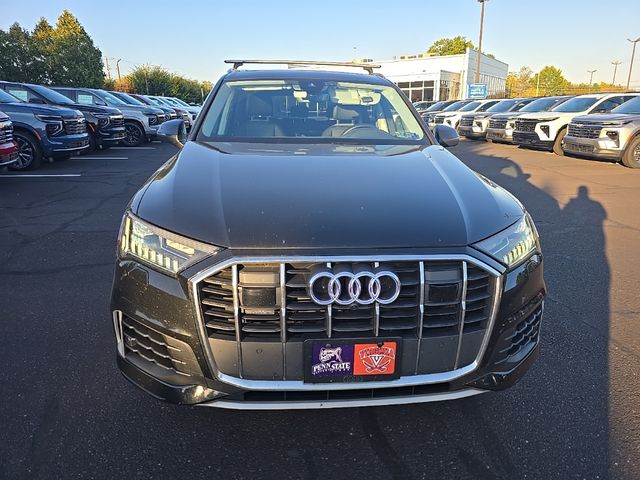 2023 Audi Q7 55 Premium photo 4