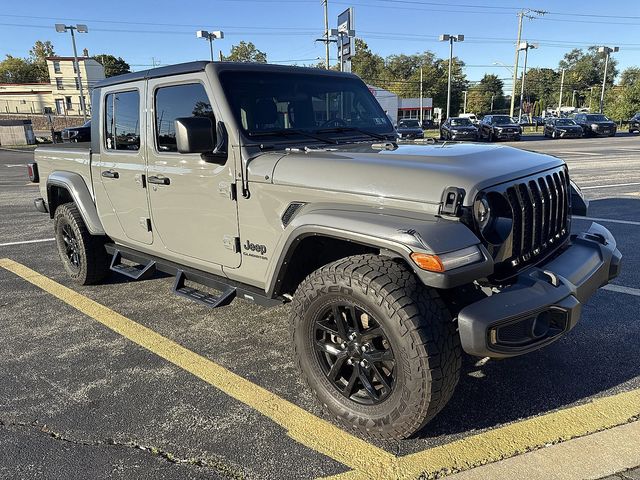 2022 Jeep Gladiator Altitude photo 2