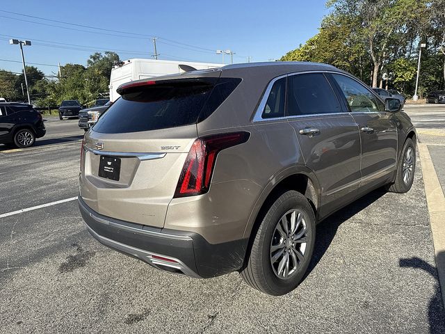 2022 Cadillac XT5 Premium Luxury photo 3