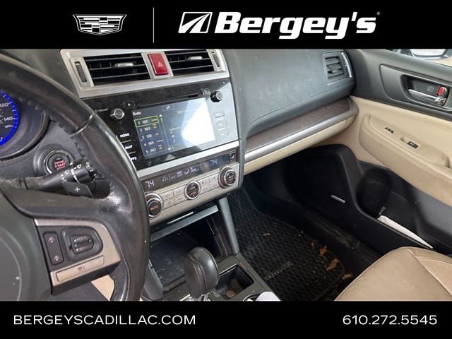 2015 Subaru Outback Limited's photo