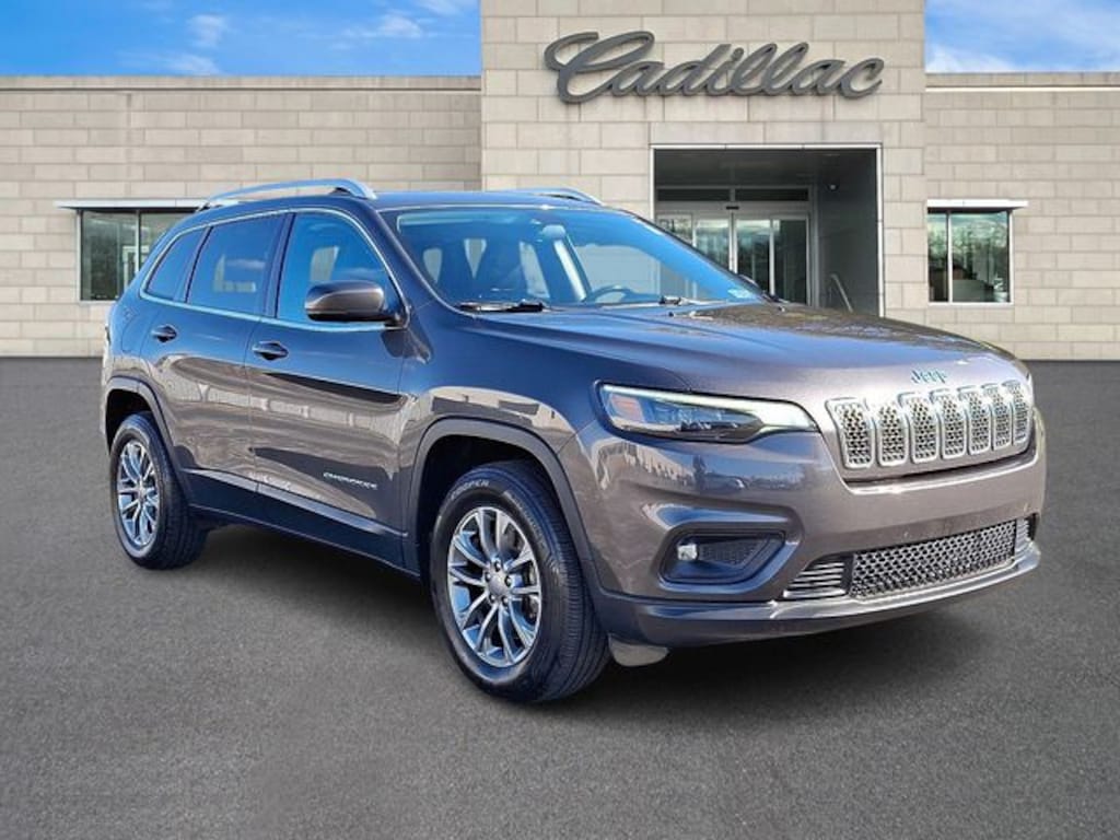 Used 2019 Jeep Cherokee Latitude Plus SUV