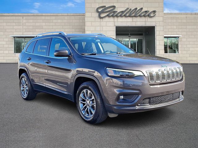 2019 Jeep Cherokee Latitude photo 2