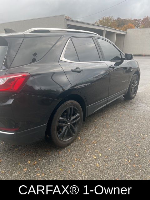 2021 Chevrolet Equinox LT photo 2