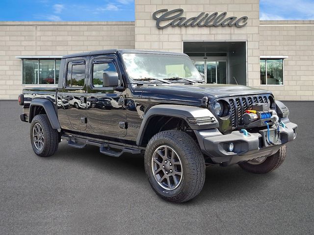 2020 Jeep Gladiator Sport S photo 2