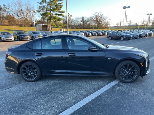 2025 Cadillac CT5 Sport photo 4