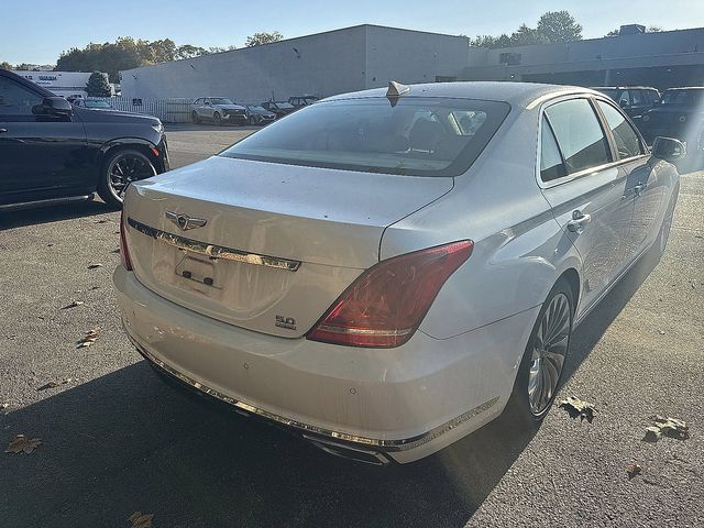 2017 Genesis G90 5.0 Ultimate photo 4