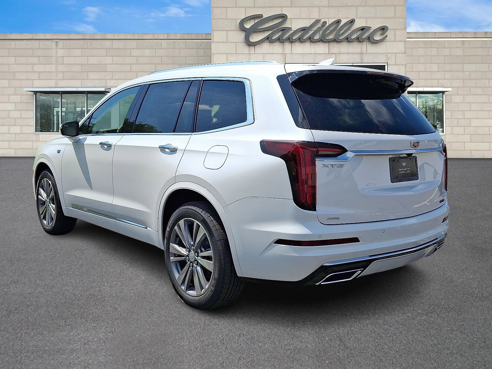 2025 CADILLAC XT6 AWD Premium Luxury SUV | Crystal White Tricoat