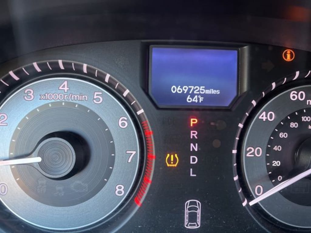 Used 2015 Honda Odyssey  Minivan/Van