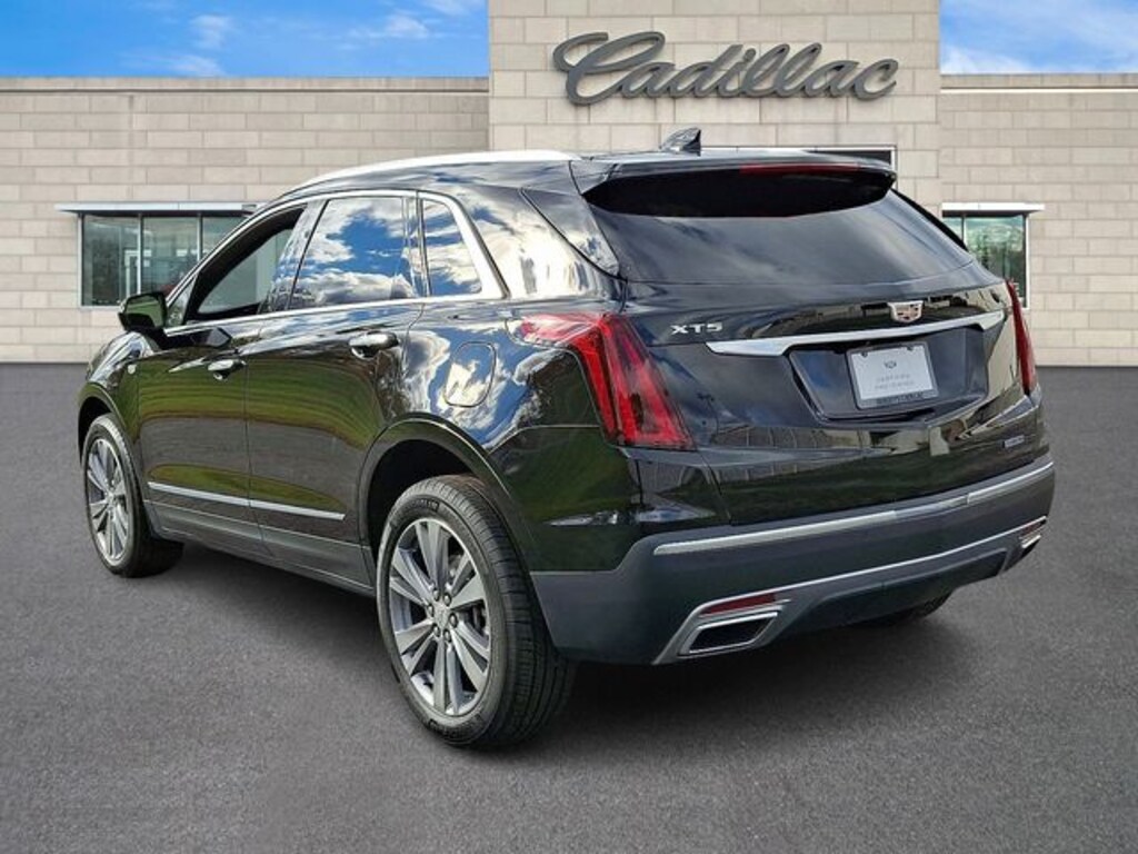 Certified 2025 Cadillac XT5 Premium Luxury SUV