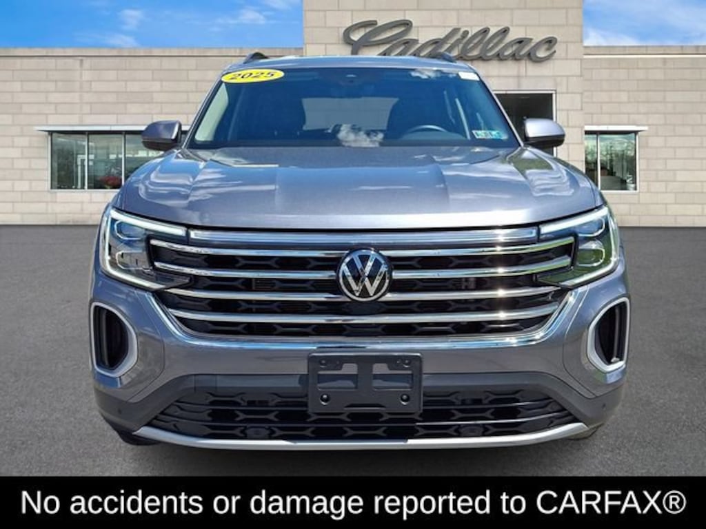 Used 2025 Volkswagen Atlas 2.0T SE w/Technology