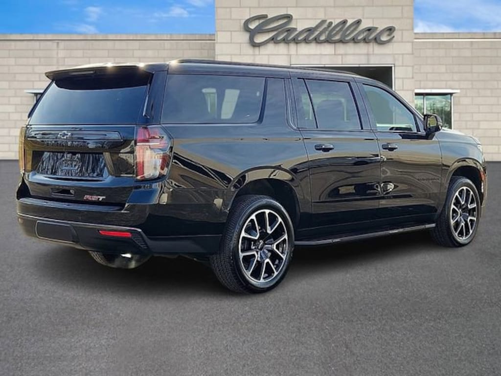 Used 2022 Chevrolet Suburban RST SUV