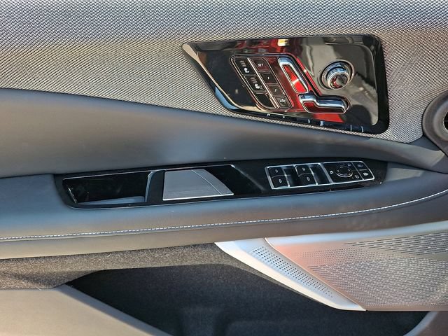 2026 Cadillac OPTIQ Sport - Photo 8