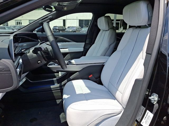 2025 Cadillac LYRIQ Sport 1 - Photo 8