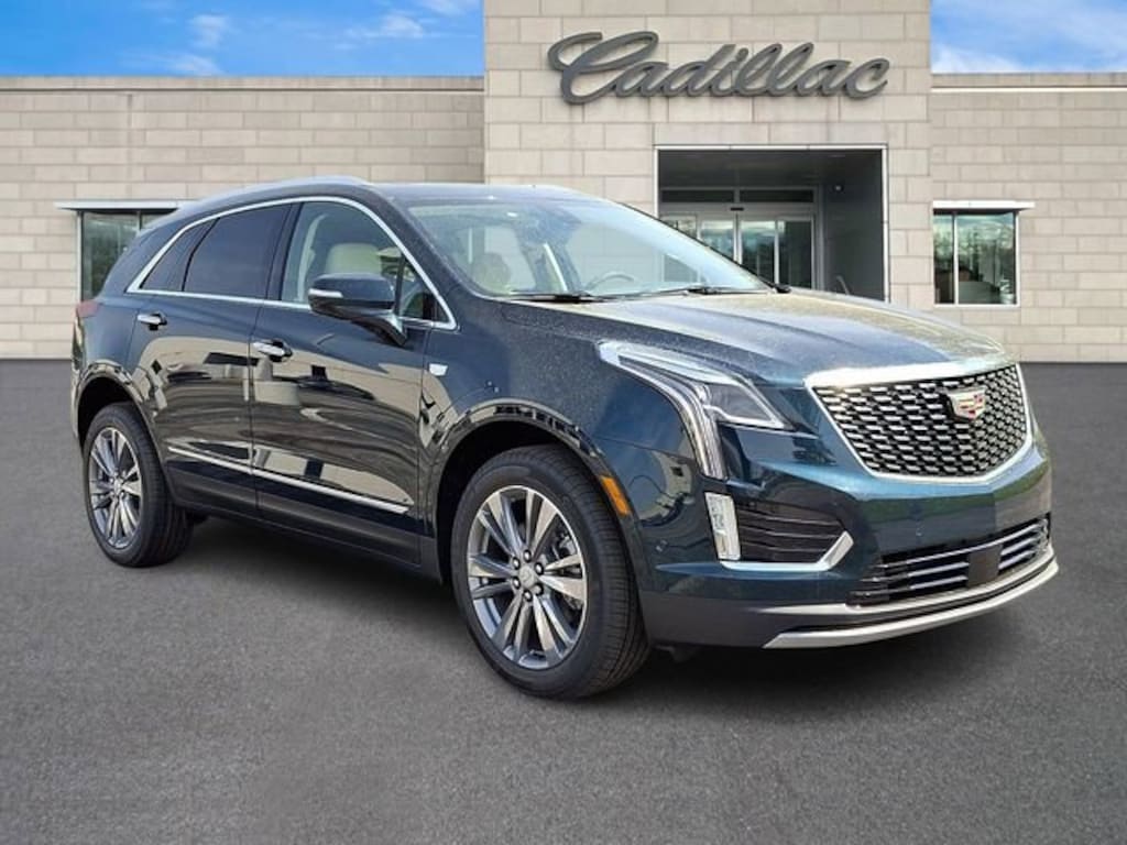 New 2026 CADILLAC XT5 Premium Luxury SUV