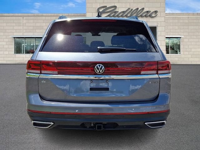 2025 Volkswagen Atlas SE w/Tech - Photo 6