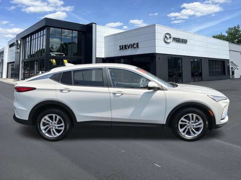 Used 2024 Buick Envista Preferred SUV