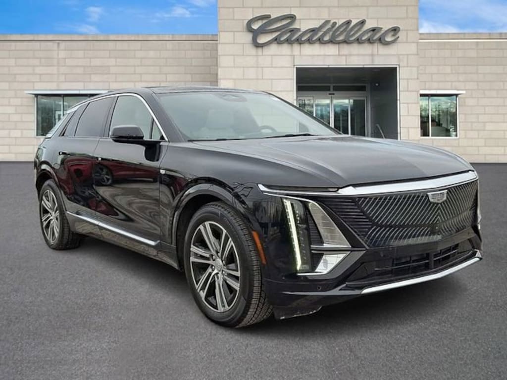 Certified 2024 CADILLAC LYRIQ Luxury 1 SUV