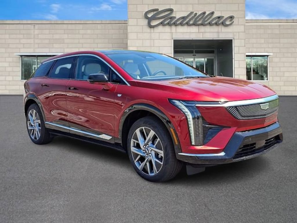 New 2026 CADILLAC OPTIQ Luxury SUV