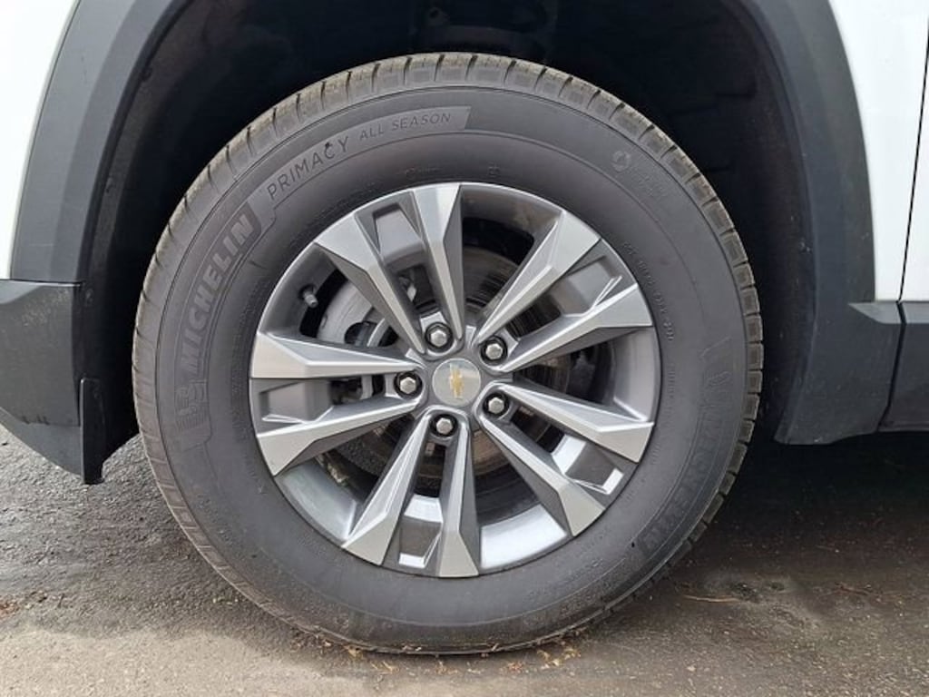 Used 2025 Chevrolet Equinox LT SUV