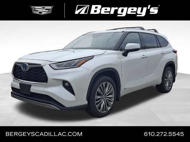 2022 Toyota Highlander Hybrid Platinum AWD photo