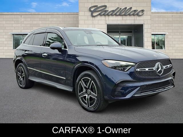 2024 Mercedes Benz GLC 300 4MATIC photo 2