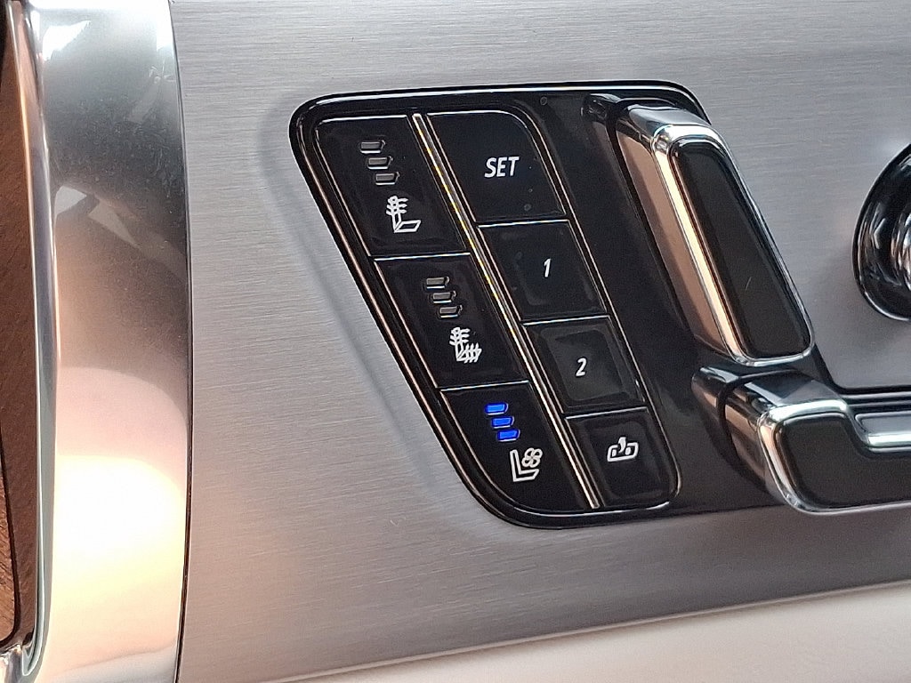 2026 Cadillac VISTIQ Sport - Photo 14