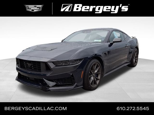 2025 Ford Mustang Dark Horse's photo