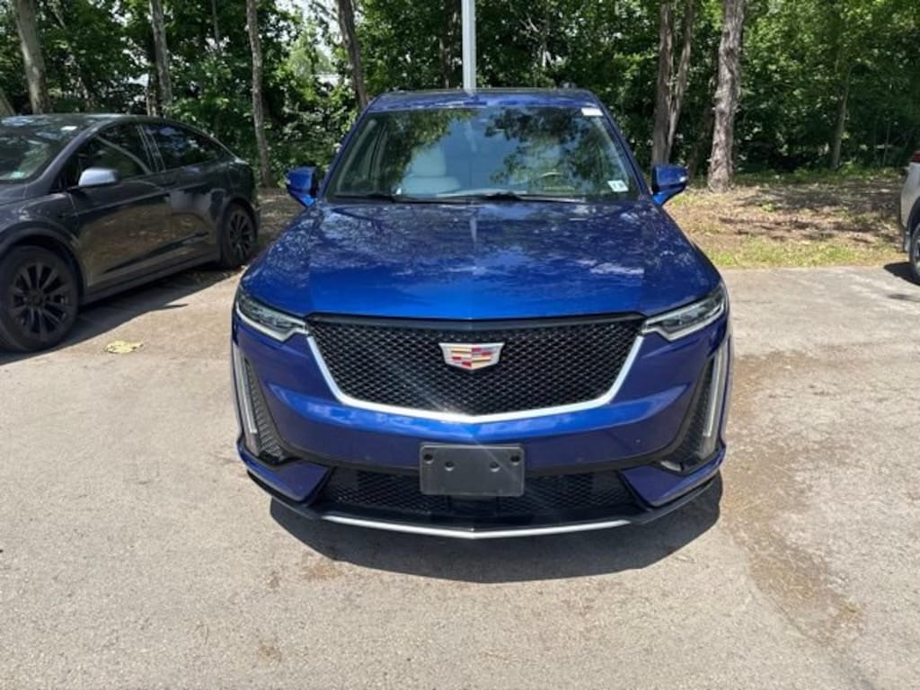 Used 2024 CADILLAC XT6 Sport SUV