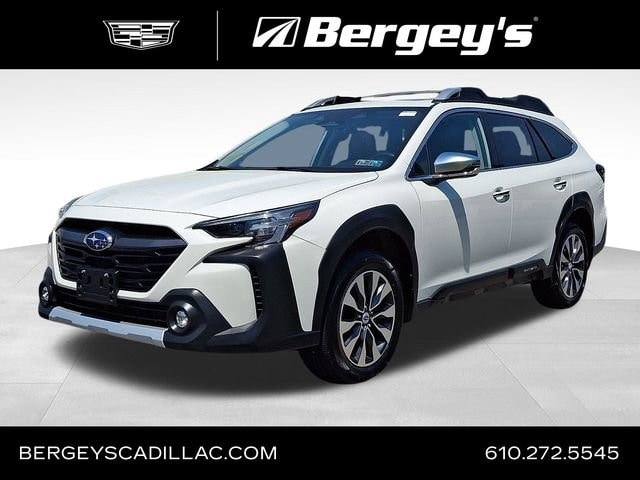 2023 Subaru Outback Touring XT's photo
