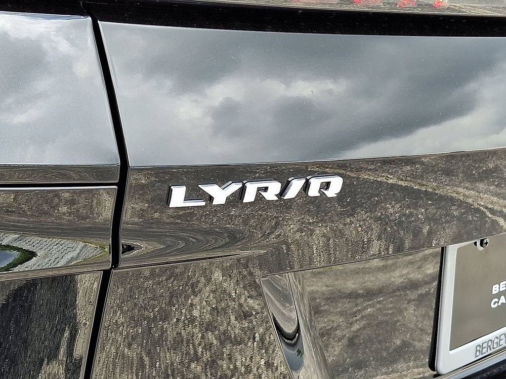 2025 Cadillac LYRIQ Sport 1 - Photo 15