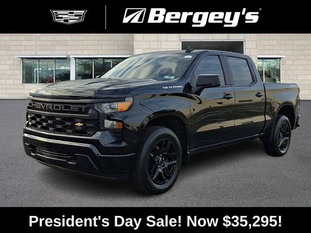 2022 Chevrolet Silverado 1500 Custom