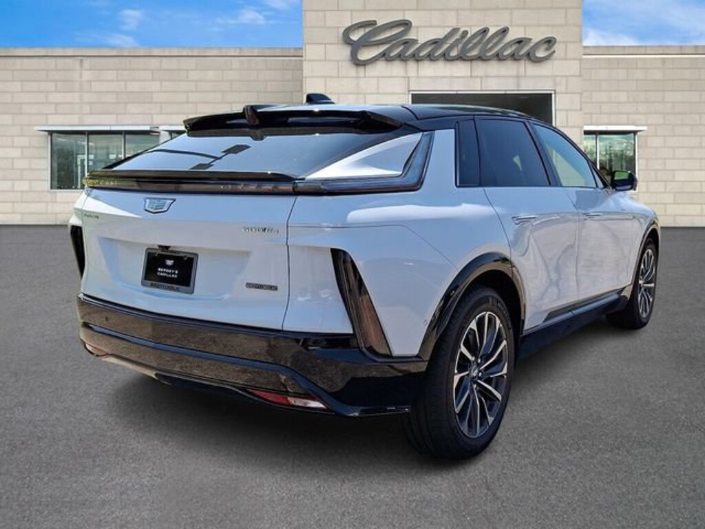 New 2026 CADILLAC LYRIQ Sport SUV