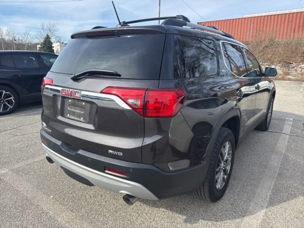 Used 2017 GMC Acadia SLT SUV
