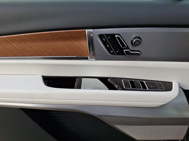 2026 Cadillac VISTIQ Sport - Photo 8