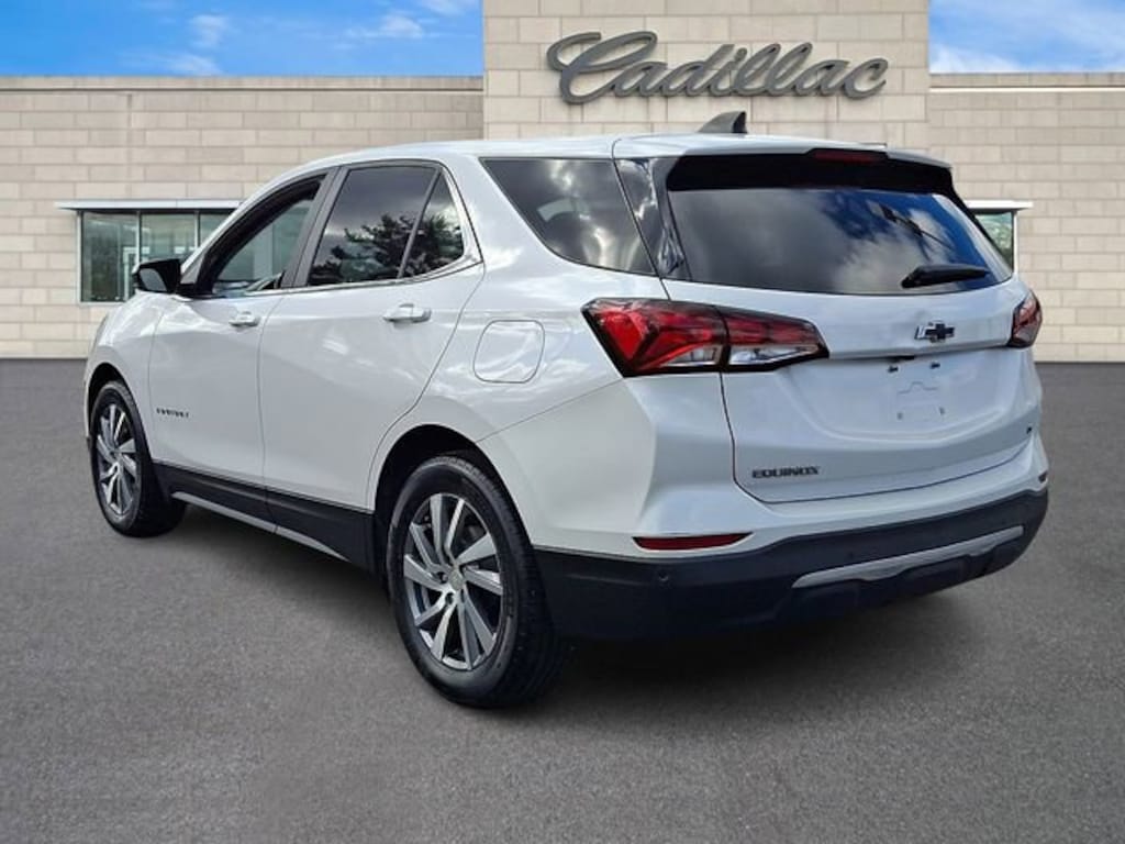 Used 2022 Chevrolet Equinox LT SUV