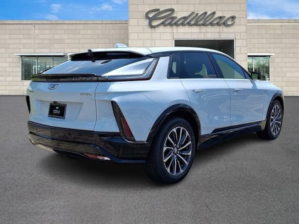 New 2026 CADILLAC LYRIQ Sport SUV