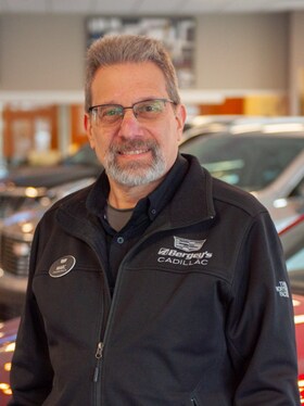 Staff member Marc Shuster from ID_c5de32