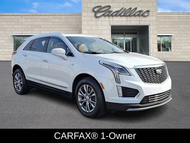 2022 Cadillac XT5 Premium Luxury photo 2